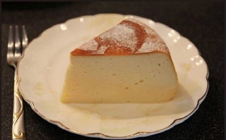 a casserole of fresh cheese for the Dukan diet