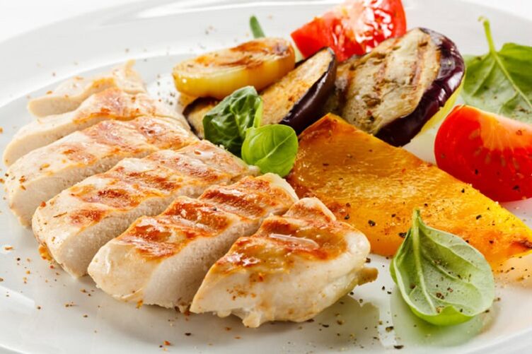 chicken fillet with vegetables for Dukan's diet
