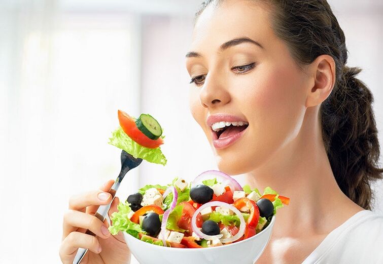 vegetable salad on Dukan's diet