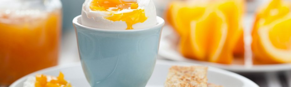 Boiled chicken egg - the main product of the diet with eggs for weight loss