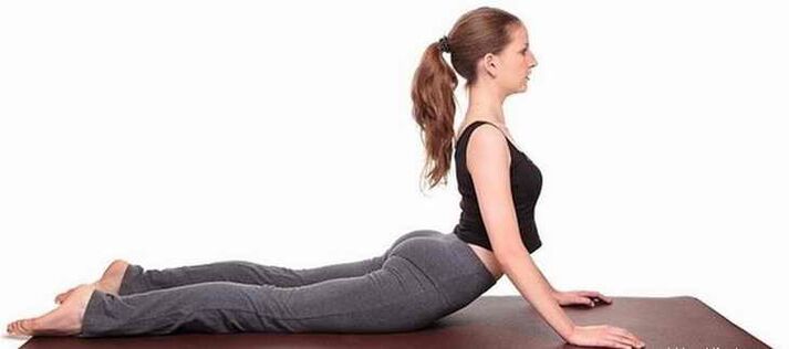 Bhujangasana pose for exercising the abdominal muscles